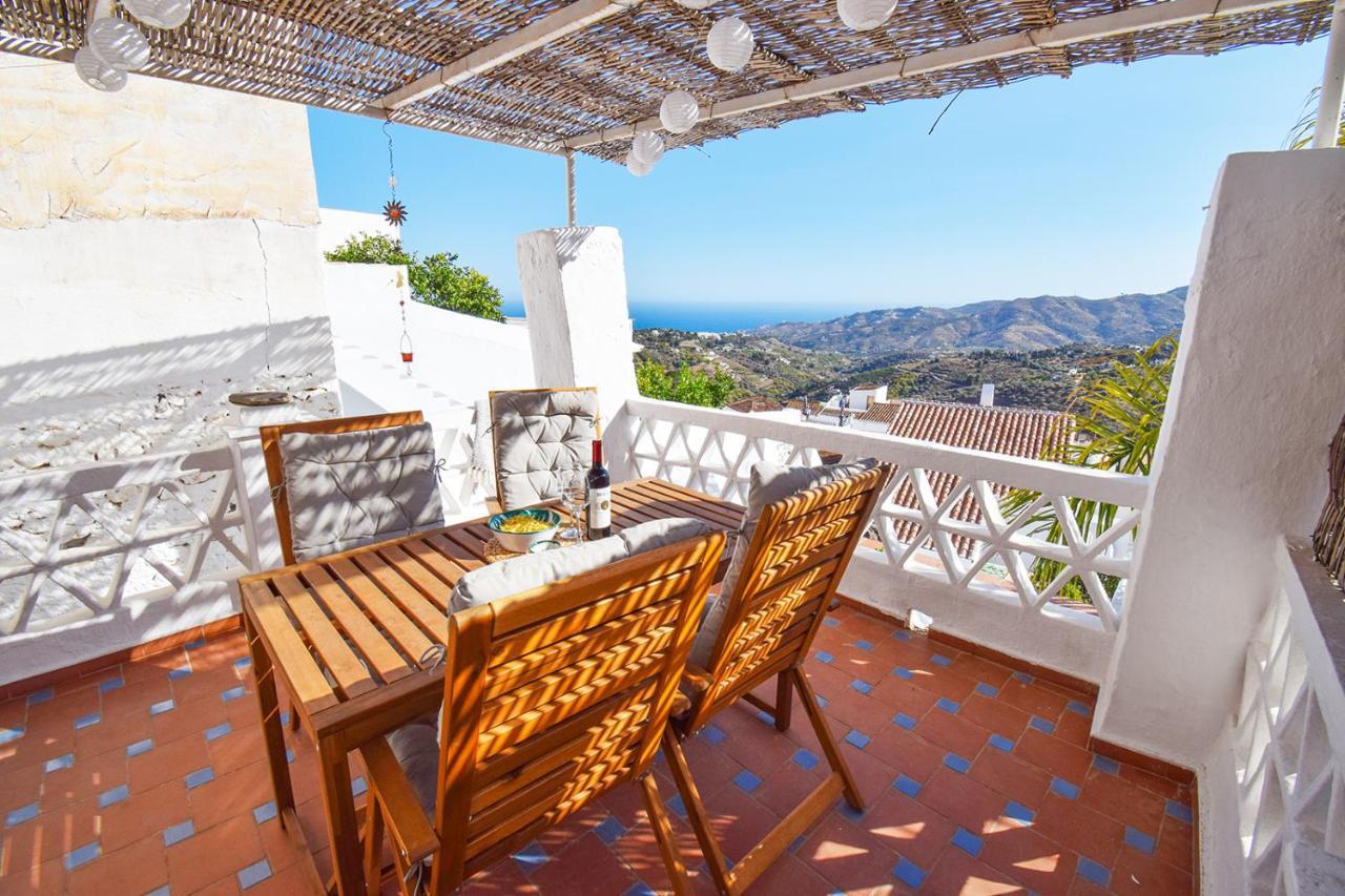 Casa Jazmin, Frigiliana Traditional Townhouse With Great Views Hansonholiday Rentals Exterior photo